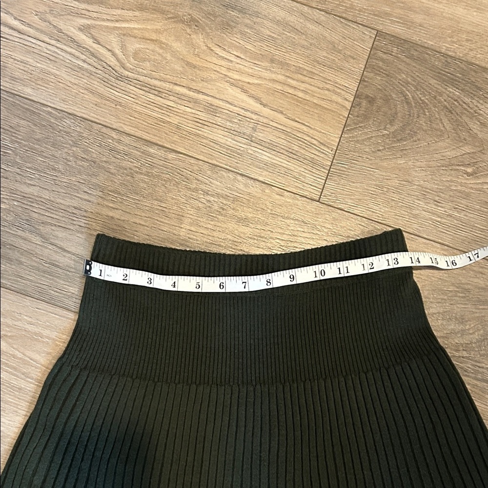 NWOT Aerie Olive Green  Ribbed Mini Skirt Women’s Size‎ Small Petite - Picture 7 of 7